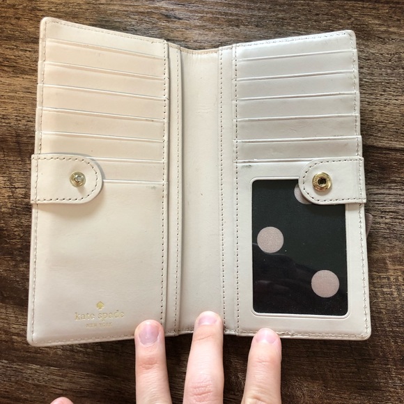 Kate Spade Wallet - Picture 3 of 3